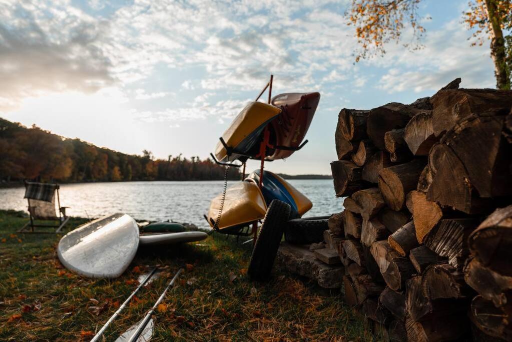 Big Blue Lake Cottages, Llc - Cottage #5 Holton Exteriér fotografie