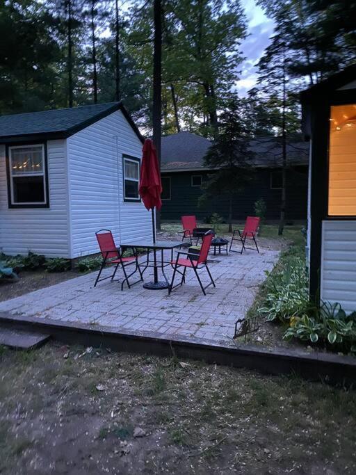 Big Blue Lake Cottages, Llc - Cottage #5 Holton Exteriér fotografie