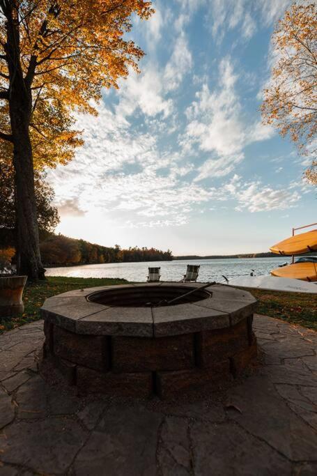 Big Blue Lake Cottages, Llc - Cottage #5 Holton Exteriér fotografie