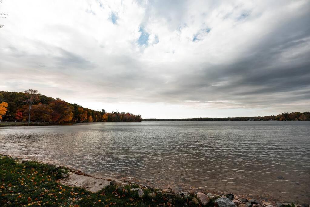 Big Blue Lake Cottages, Llc - Cottage #5 Holton Exteriér fotografie