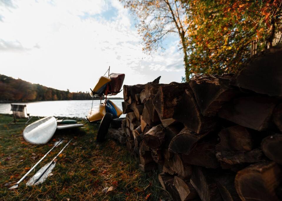 Big Blue Lake Cottages, Llc - Cottage #5 Holton Exteriér fotografie