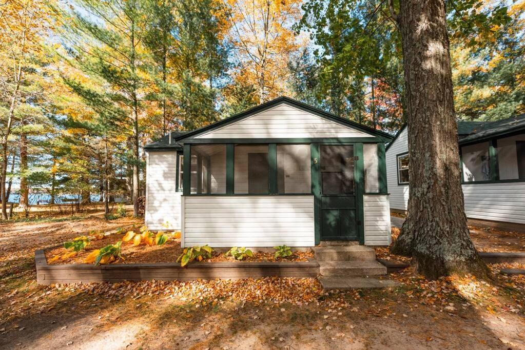 Big Blue Lake Cottages, Llc - Cottage #5 Holton Exteriér fotografie